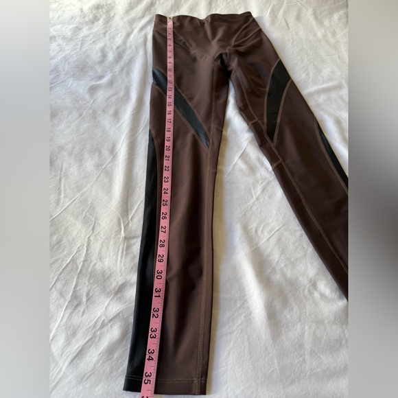 PE Nation brown & black sports bra & leggings set S - Picture 15 of 16